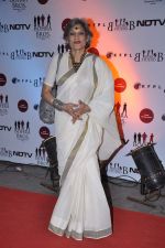 Dolly Thakore at the Premiere of Chittagong in Mumbai on 3rd Oct 2012 (25).JPG